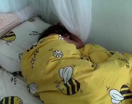 Самостоятельно снятая молодыми домашняя порнуха на утреннем подъёме